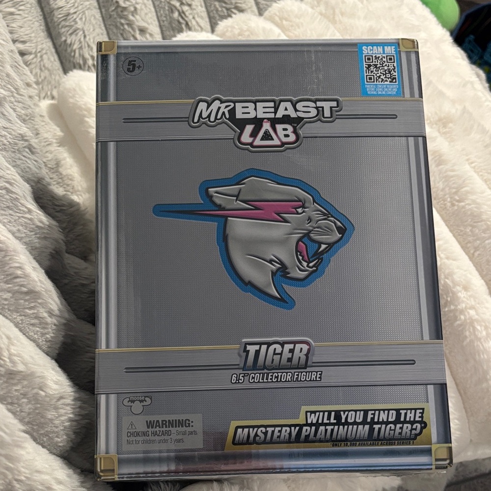 MrBeast Lab Tiger 6.5" Collector Figure - Silver & Blue